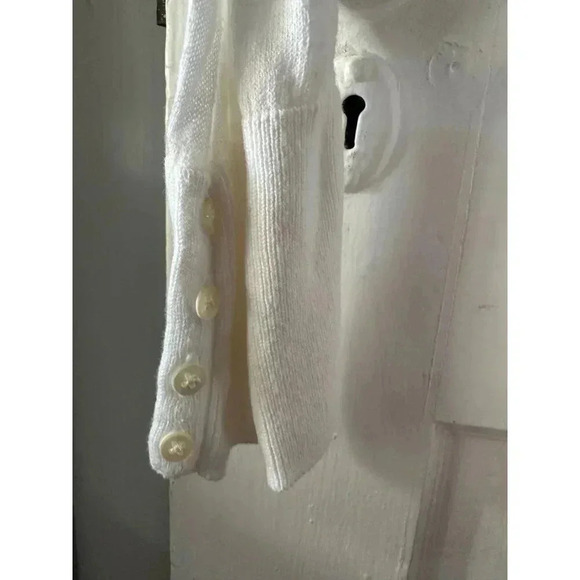 Old Navy Women’s size 2x-large white long sleeve top - Picture 4 of 8